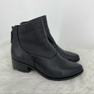 Alias Mae ankle booties boots pebbled leather back zip 38 7.5